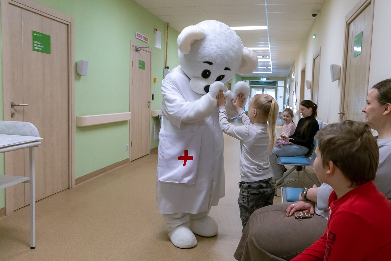 В поликлинике Емельянова