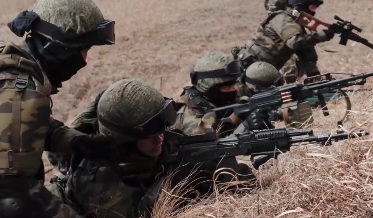 Участники СВО на поле боя