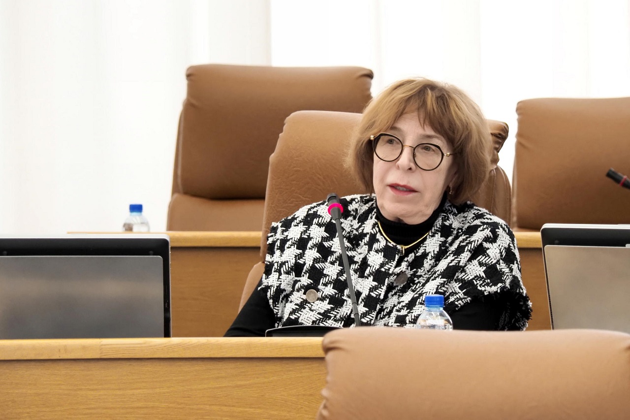 Спикер горсовета Наталия Фирюлина