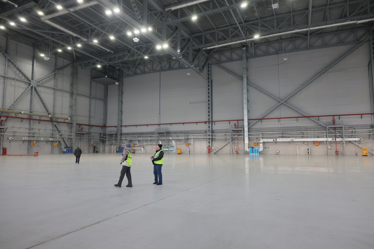 Теплый ангар для ремонта судов