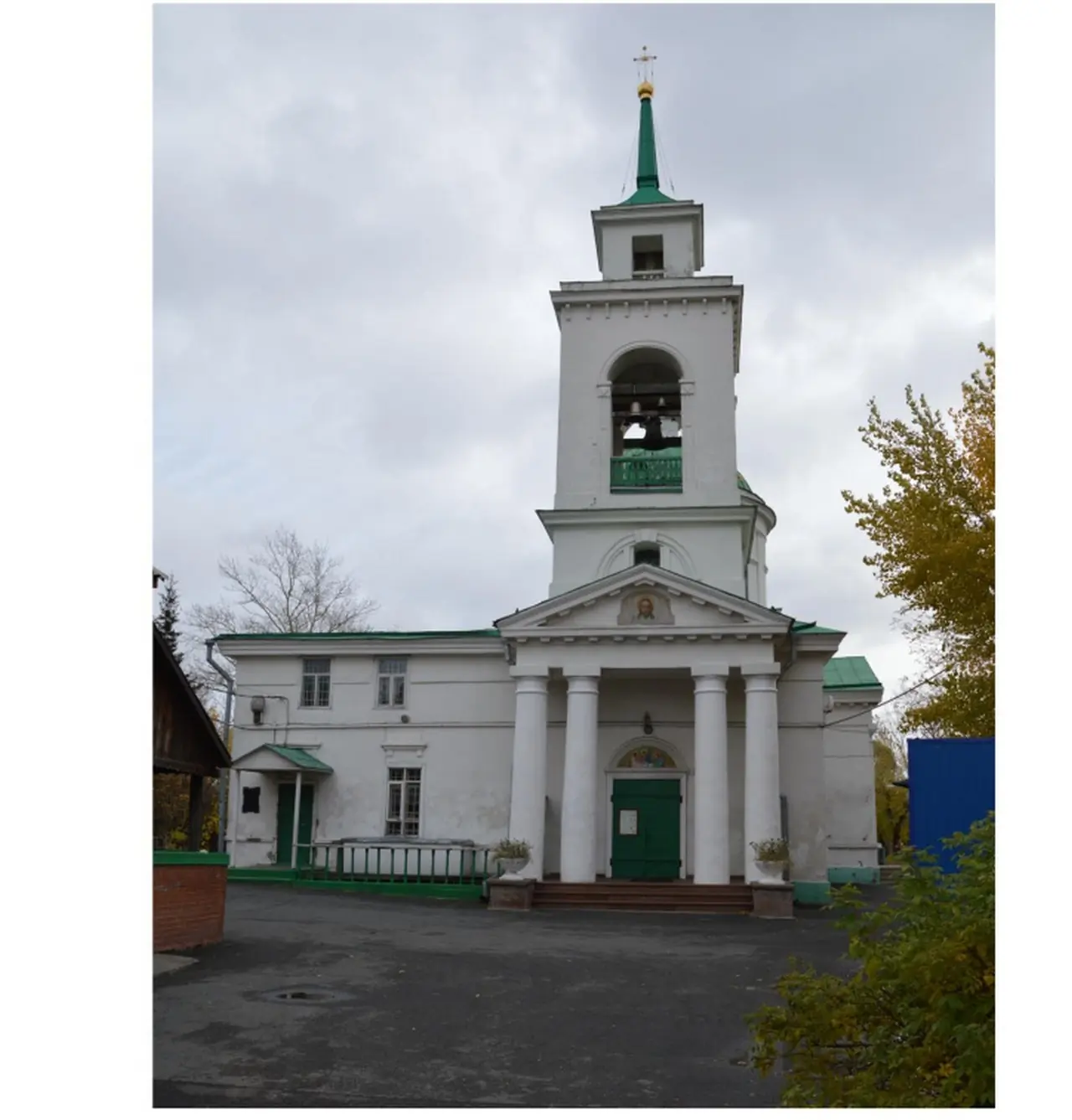 Старейшей церкви Красноярска заменят «макушку»