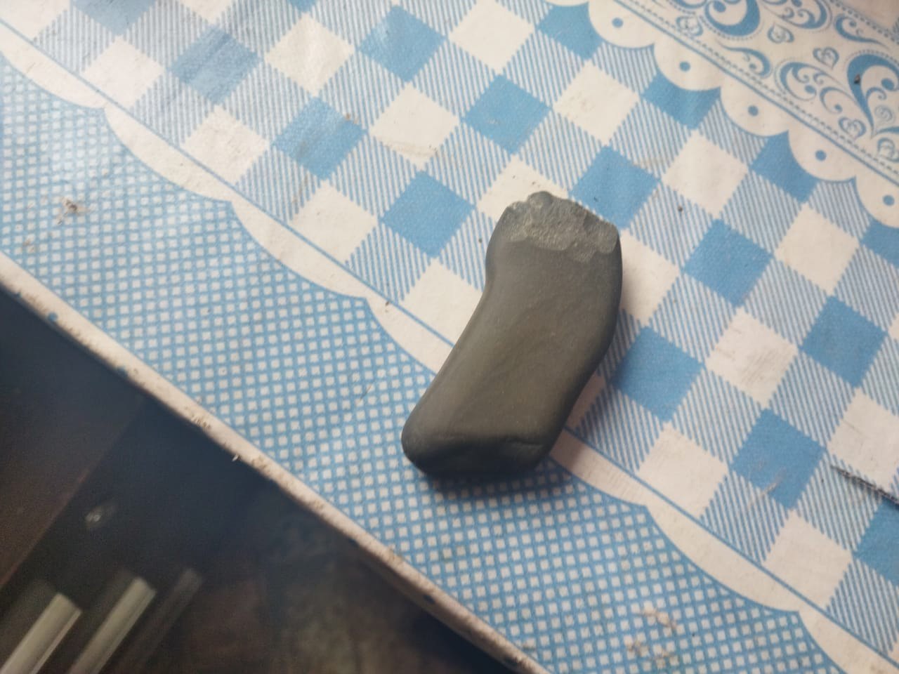 Каменный инструмент, которым пользовались люди, жившие на территории Пашенного 