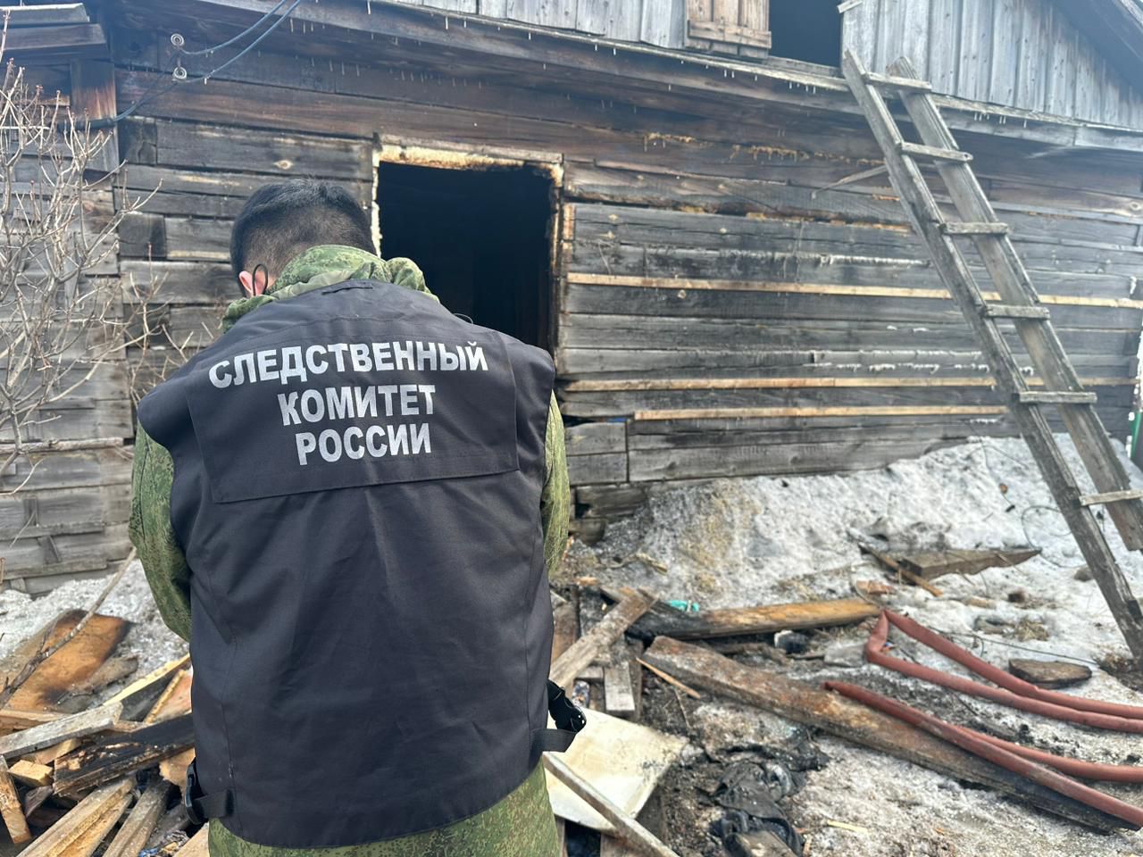 Последствия пожара в Канском районе, где погибла годовалая девочка