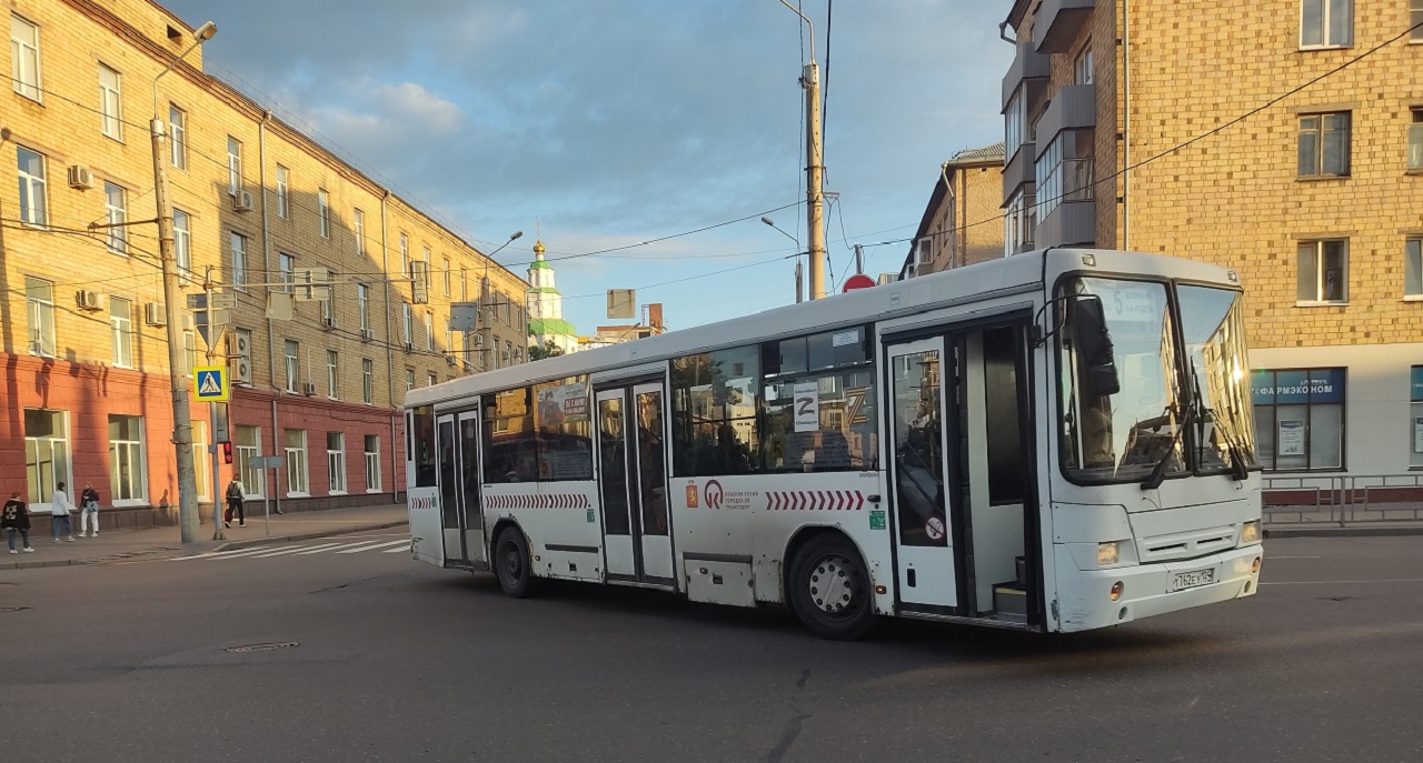 Автобус на улице Красноярска