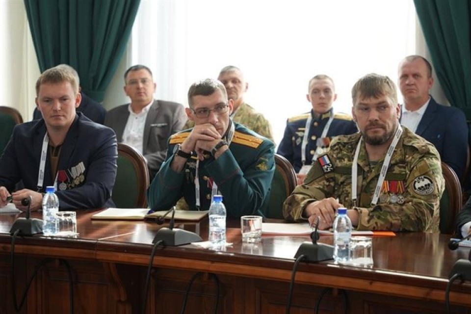 Совещание с участниками СВО в Красноярске