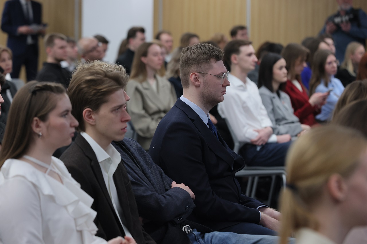 Студенты на вручении стипендии