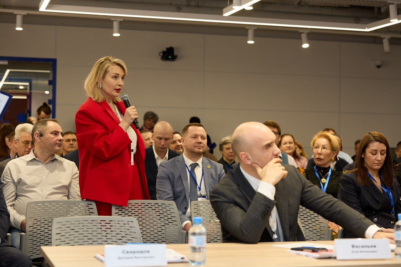 Совещание в Национальном центре Россия