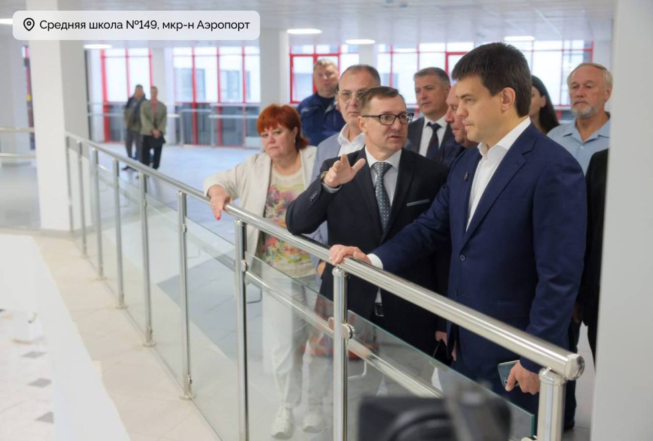 Михаил Котюков в школе