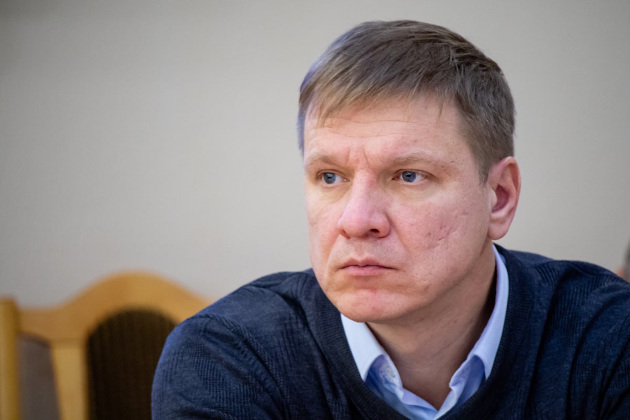 Депутат Александр Новиков