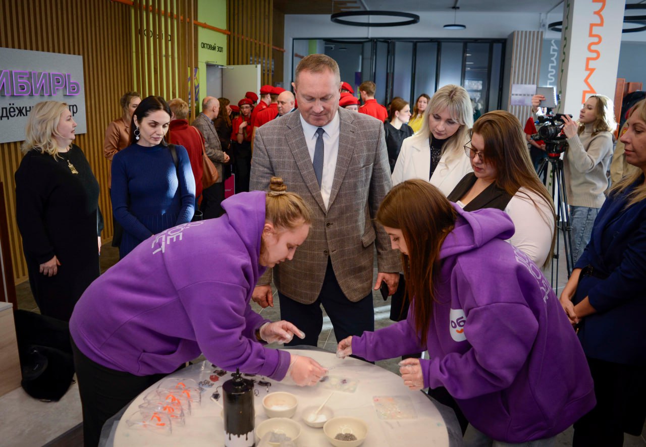 Открытие молодежного центра в Ачинске