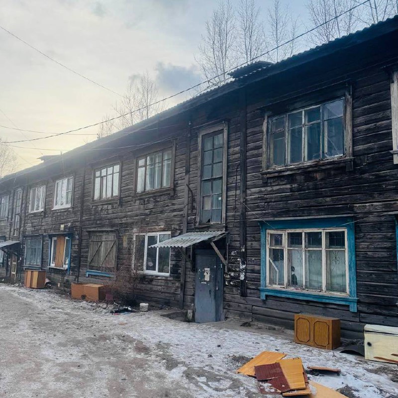 Барак на Семафорной