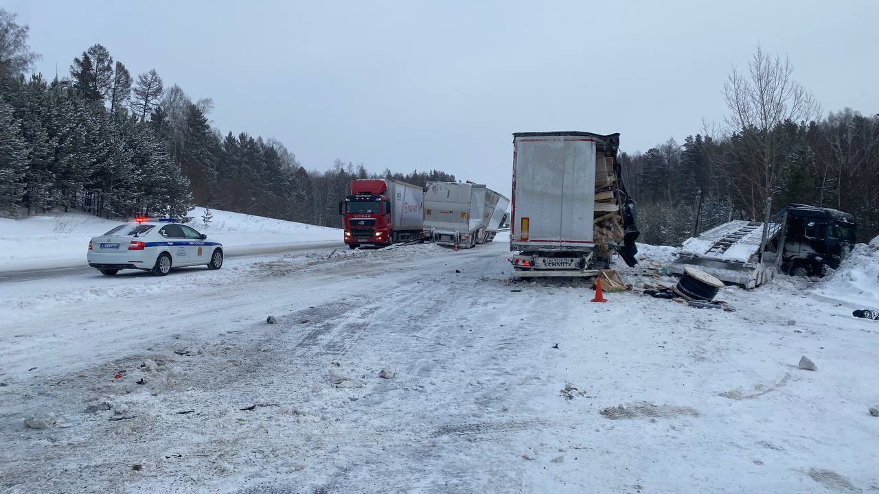 Столкнулись семь авто