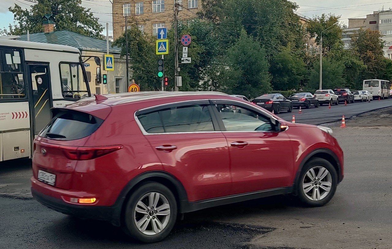 Автомобиль на улице
