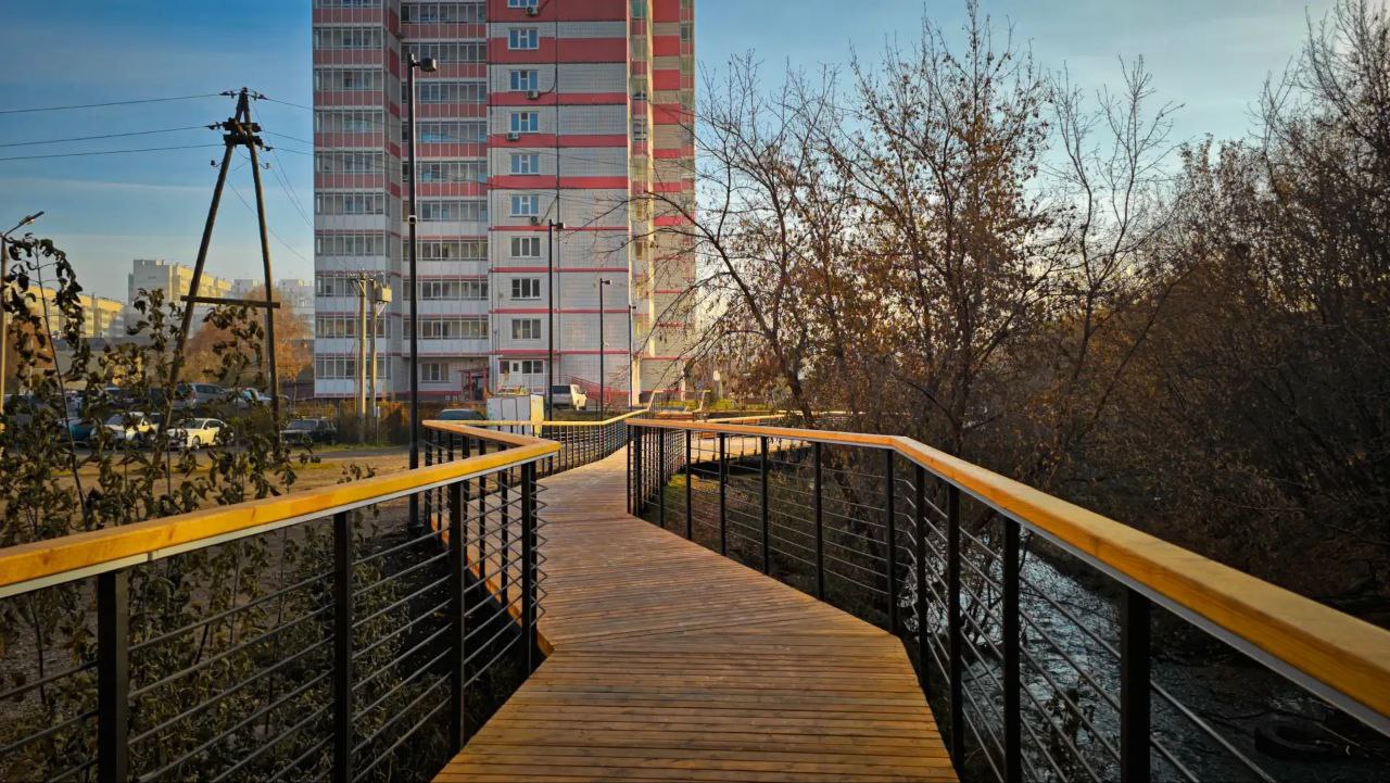 На набережной Бугача