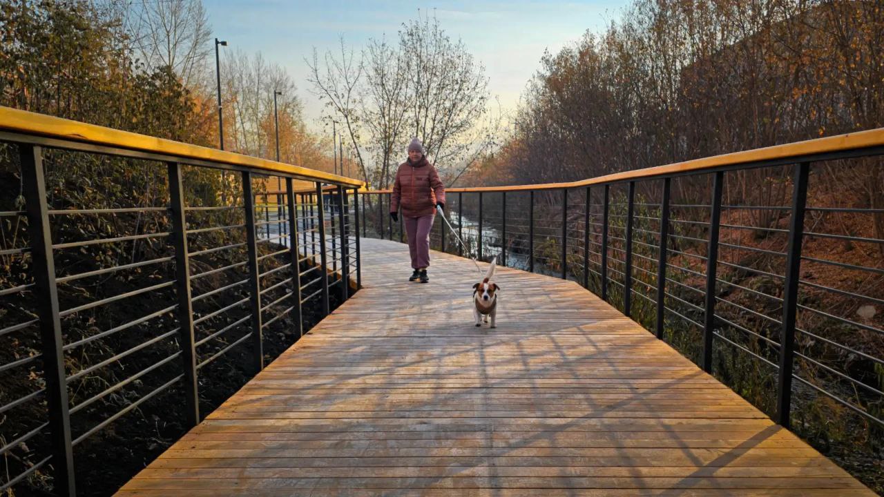 На набережной Бугача