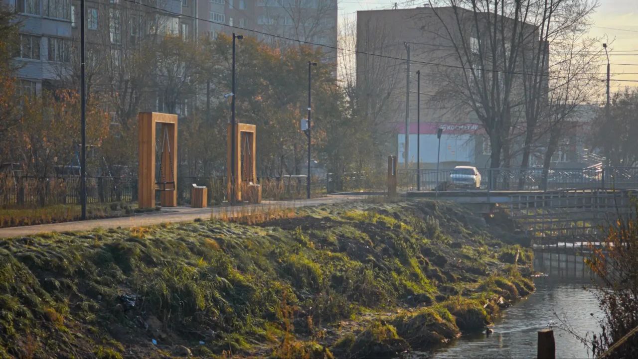 На набережной Бугача