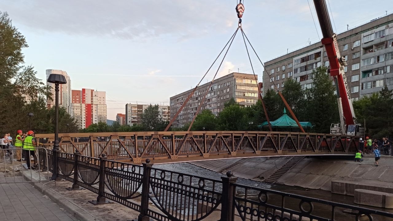 Над Качей установили новый алюминиевый мост