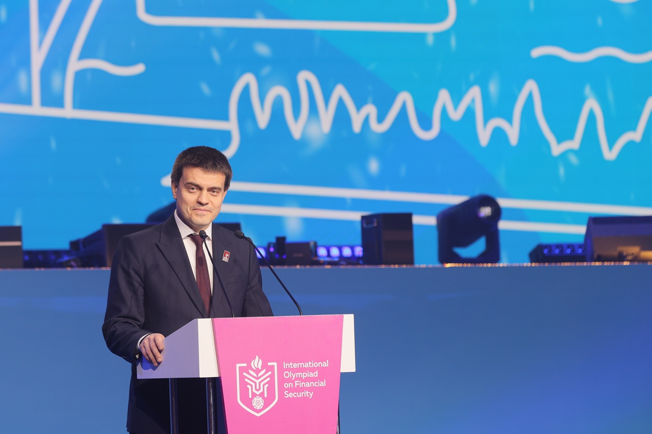 губернатор Михаил Котюков