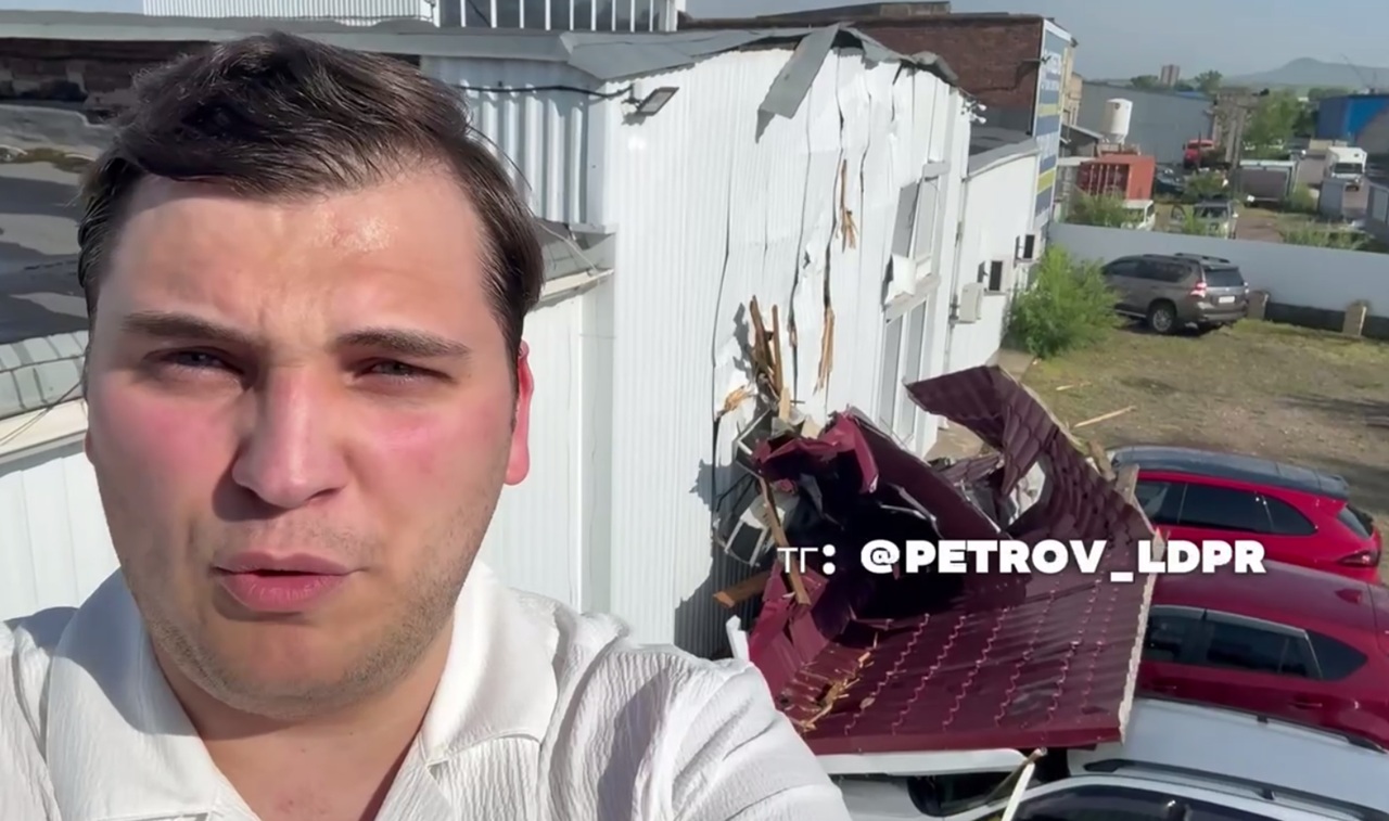 Депутат Иван Петров