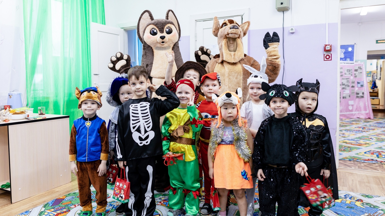 Роснефть подарила новогодний праздник байкитским детям