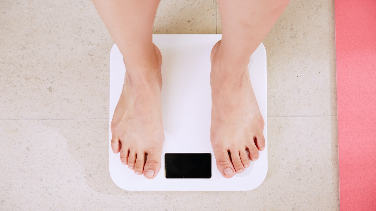«Похудеть легко, важнее – удержать результат»: как сбросить вес к отпуску и сохранить форму после
