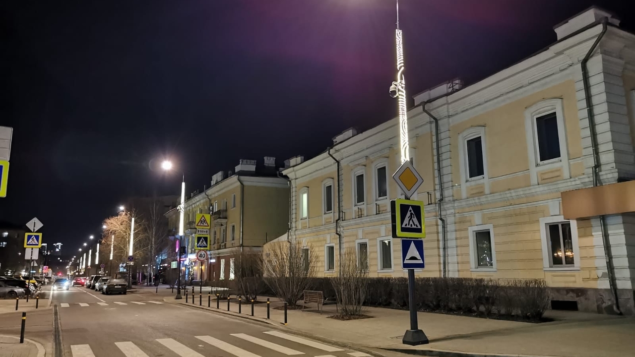 На улице Красной Армии в Красноярске обновили освещение