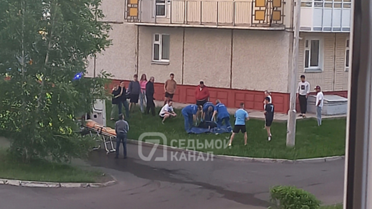В Красноярске студентка выпала из окна общежития СФУ