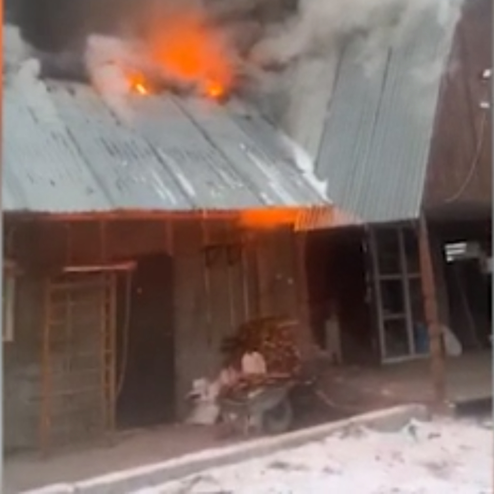 В Красноярском крае семье мобилизованного, потерявшей в пожаре дом, помогут краевые власти