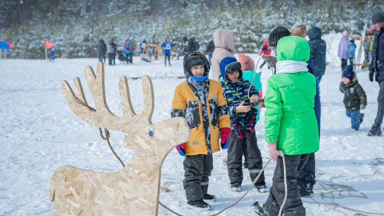 В Таежном прошел День спорта «На лыжи!»