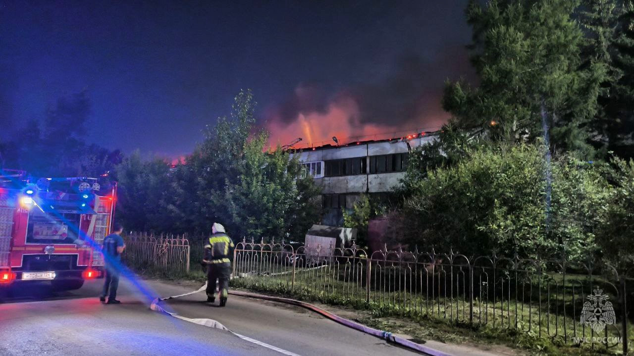 Пожар в автосервисе в Академгородке