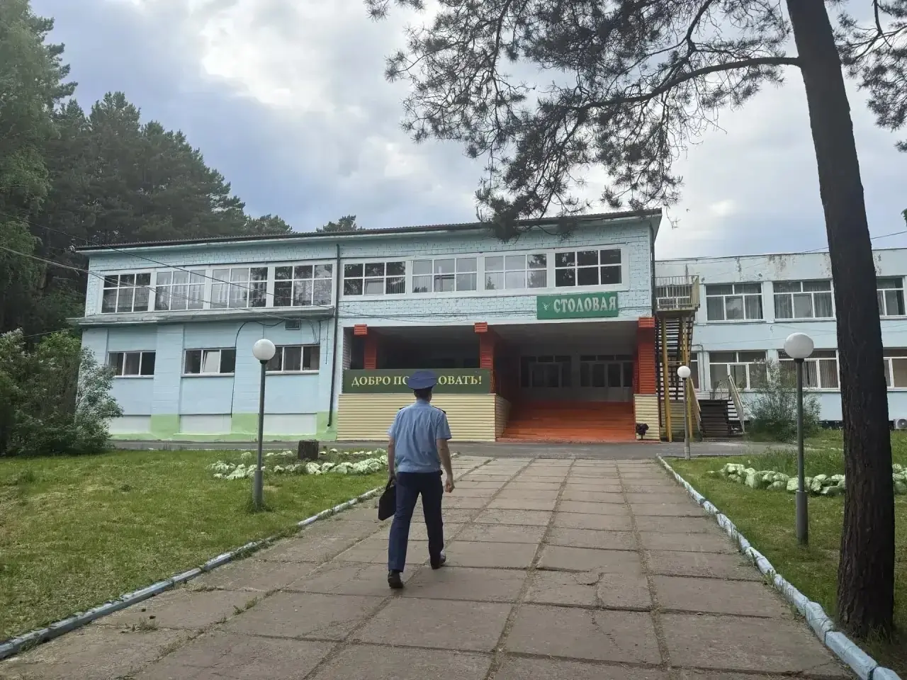 Столовая в лагере