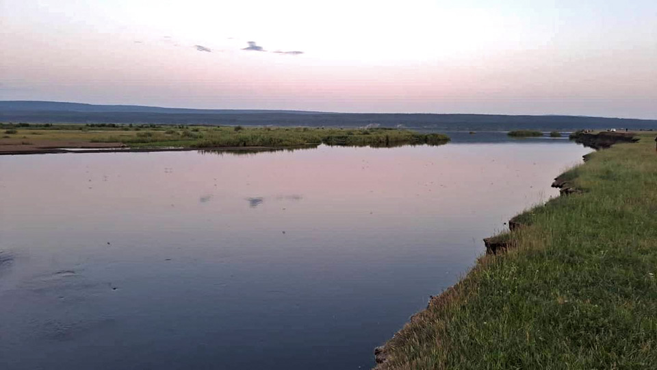 Река Чадобец впадает в Ангару