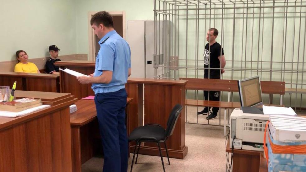 Артем Чугуев на суде