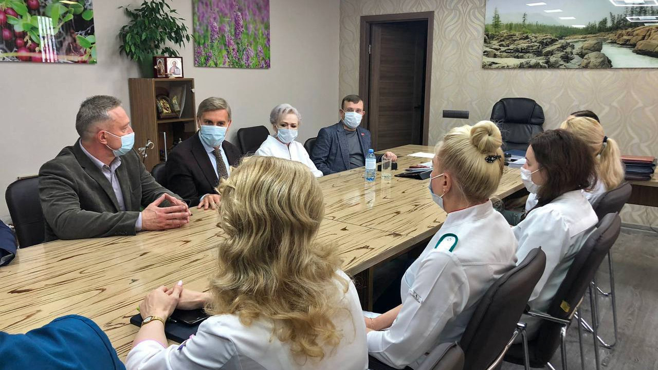 Алексей Додатко  встреча с медперсоналом в Норильске