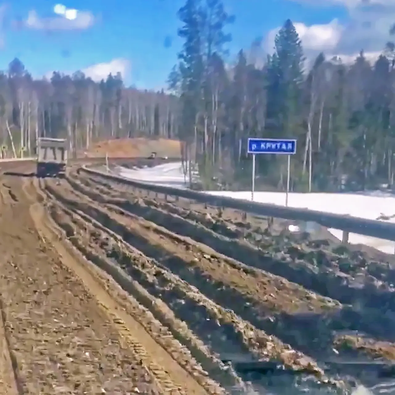 Состояние трассы от Высокогорского моста вдоль Енисея на север