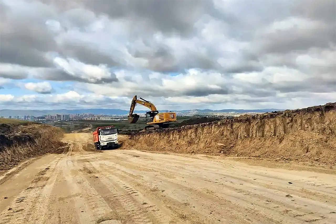 Дорога в Солнечный, стройка