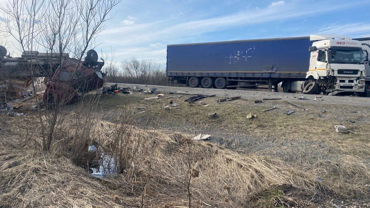 Несколько человек пострадали в ДТП с шестью авто под Ачинском