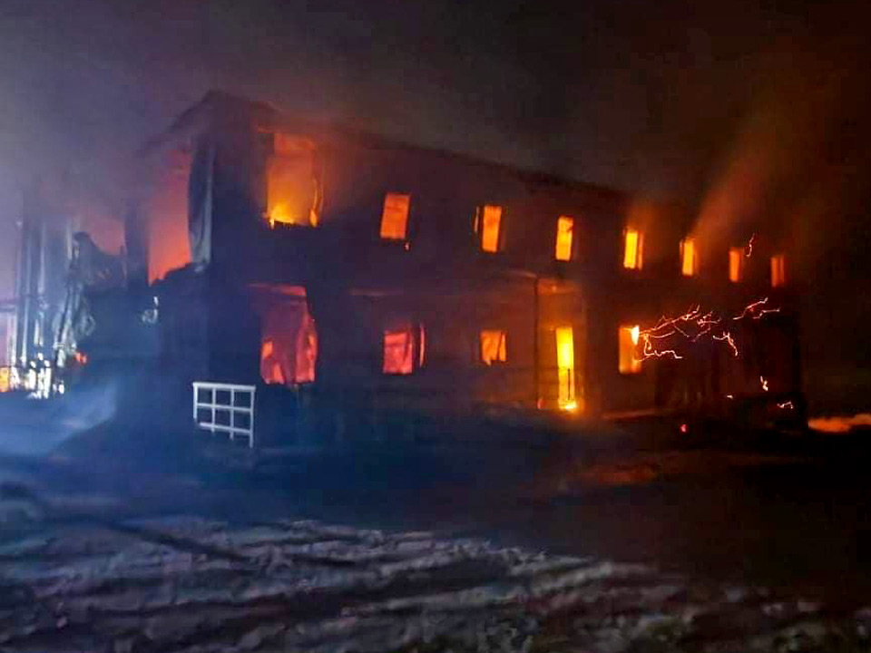 Пожар в здании аэропорта Диксона