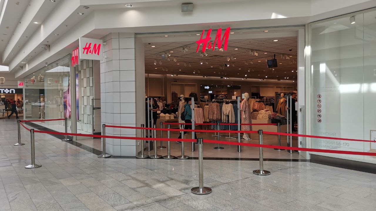 В Красноярске заработал H&M