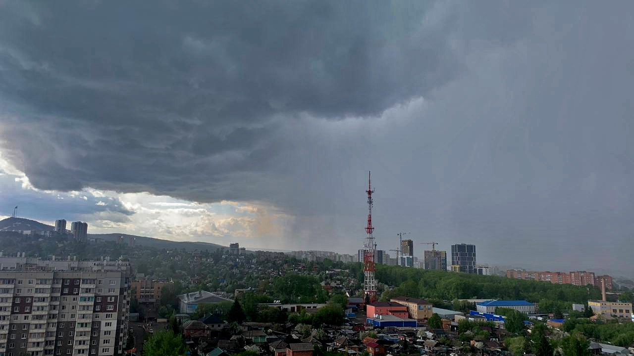 После жары Красноярск остудят дожди и гроза