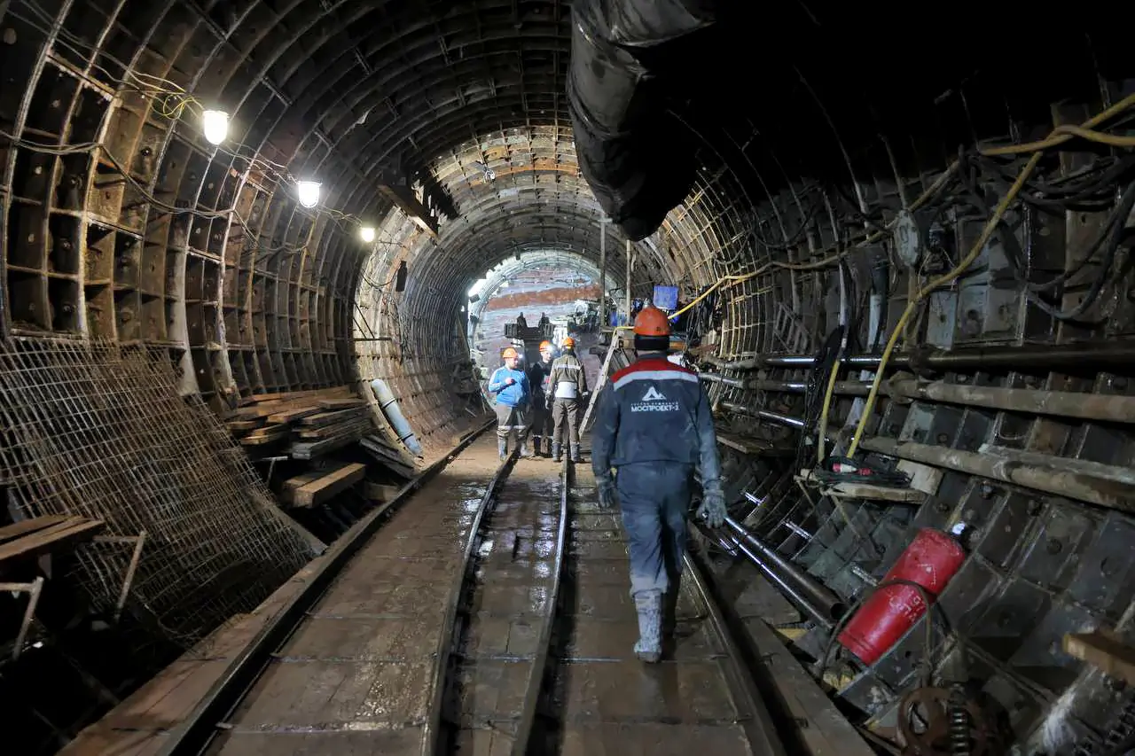 На стройке Красноярского метро