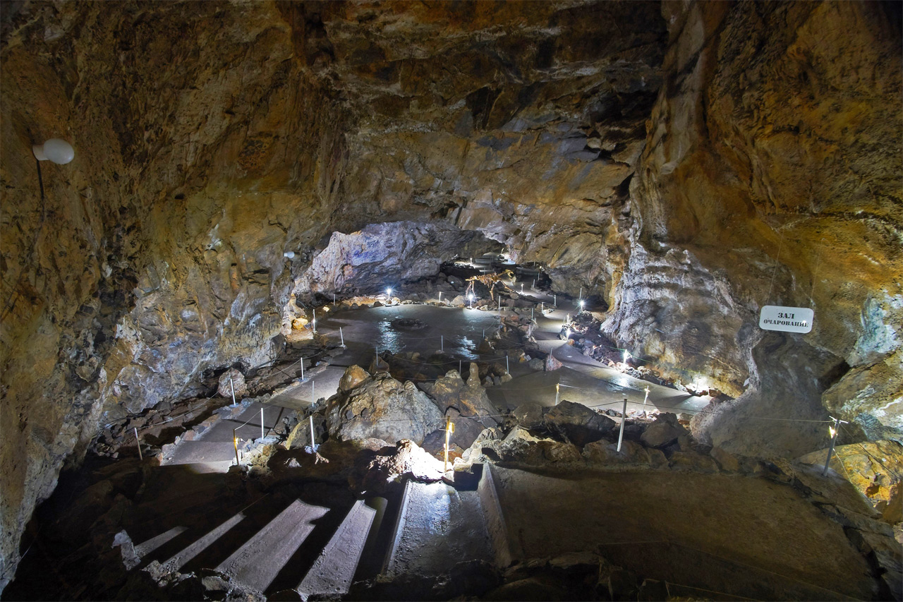 В Красноярске приказали снести инфраструктуру у Караульной пещеры
