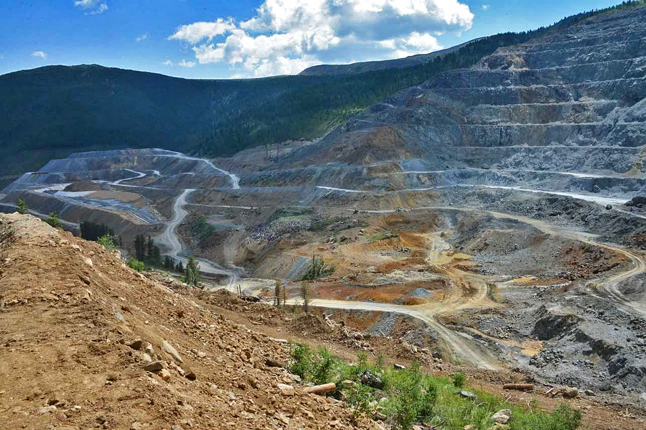 Недра Тувы карьер