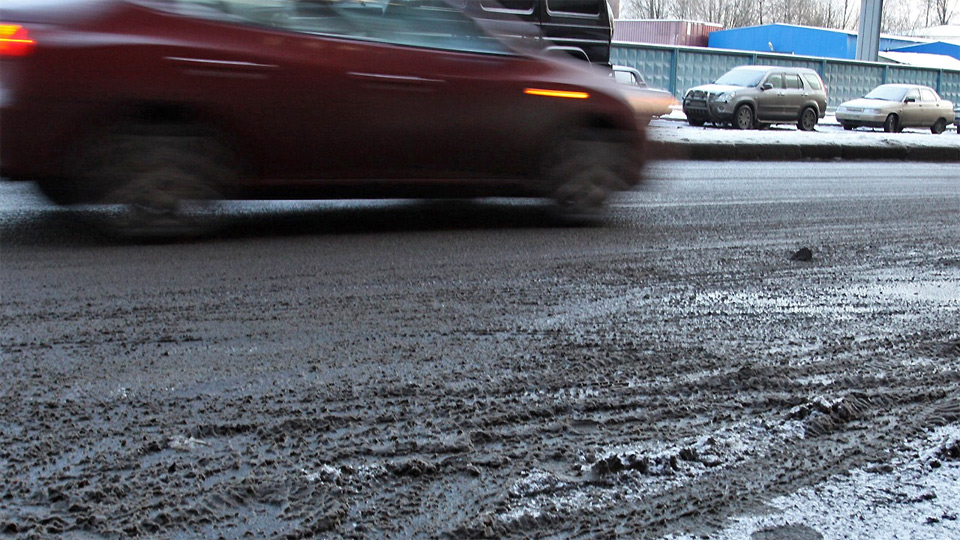 Губернатор Красноярского края высказался против использования реагентов на дорогах