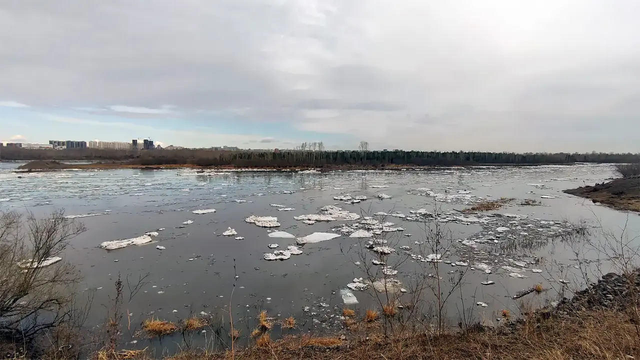 Манский лед на Енисее