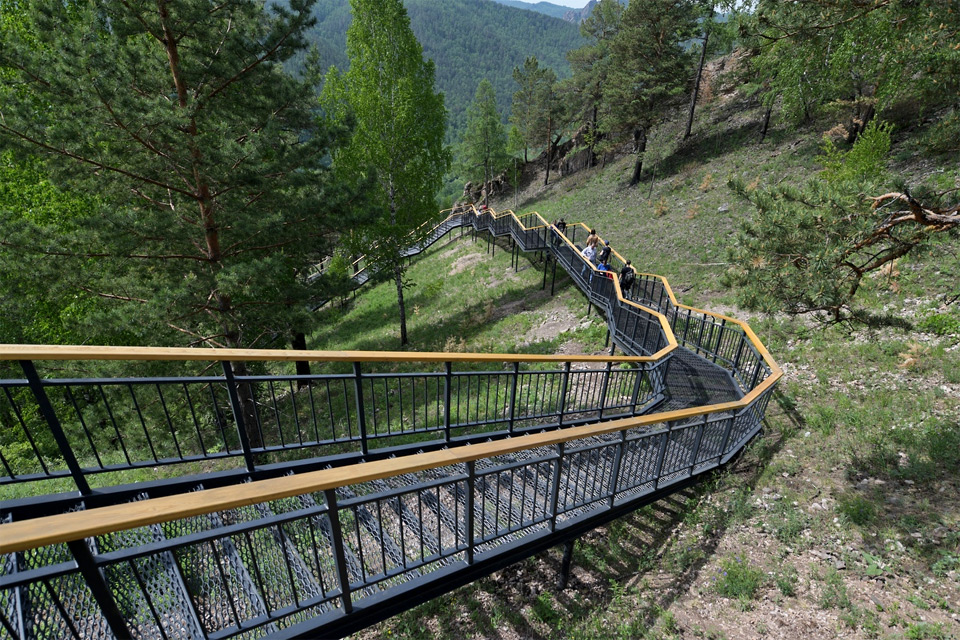 Торгашинская лестница в Красноярске