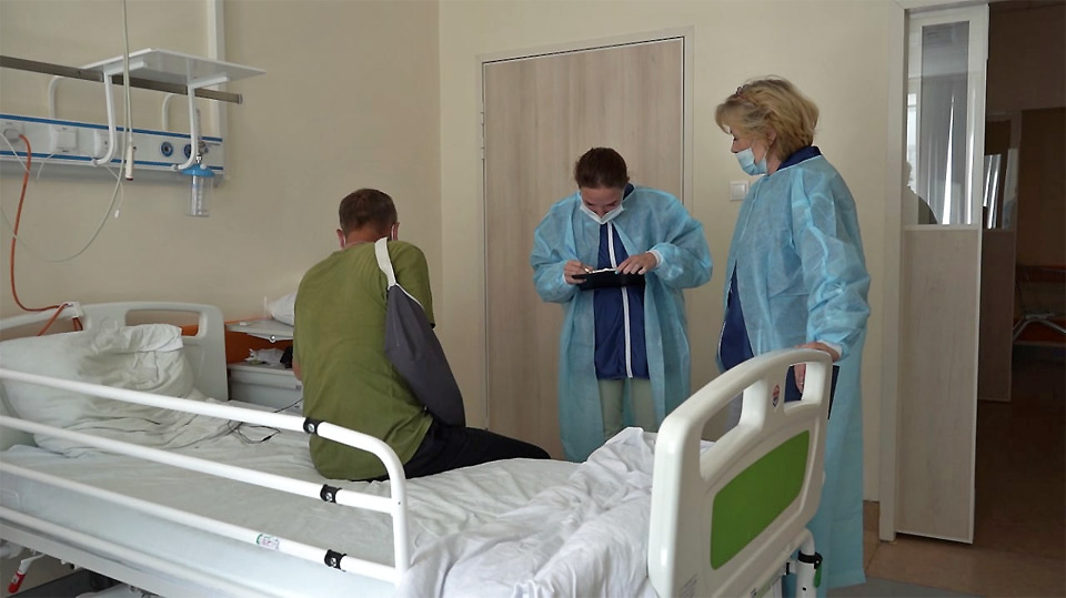 Жители ЛНР в Красноярской краевой больнице