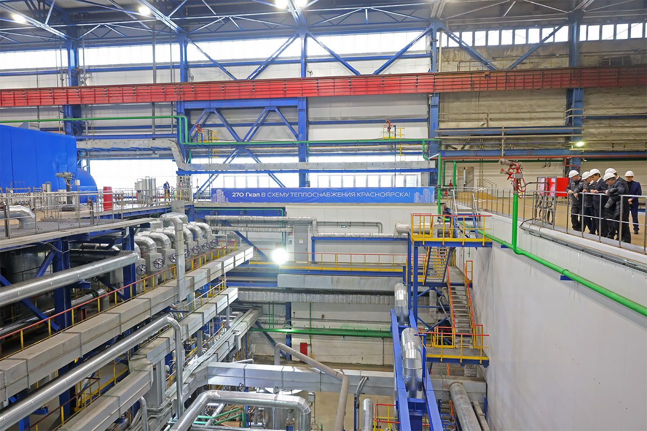 Машинный зал второго энергоблока Красноярской ТЭЦ-3