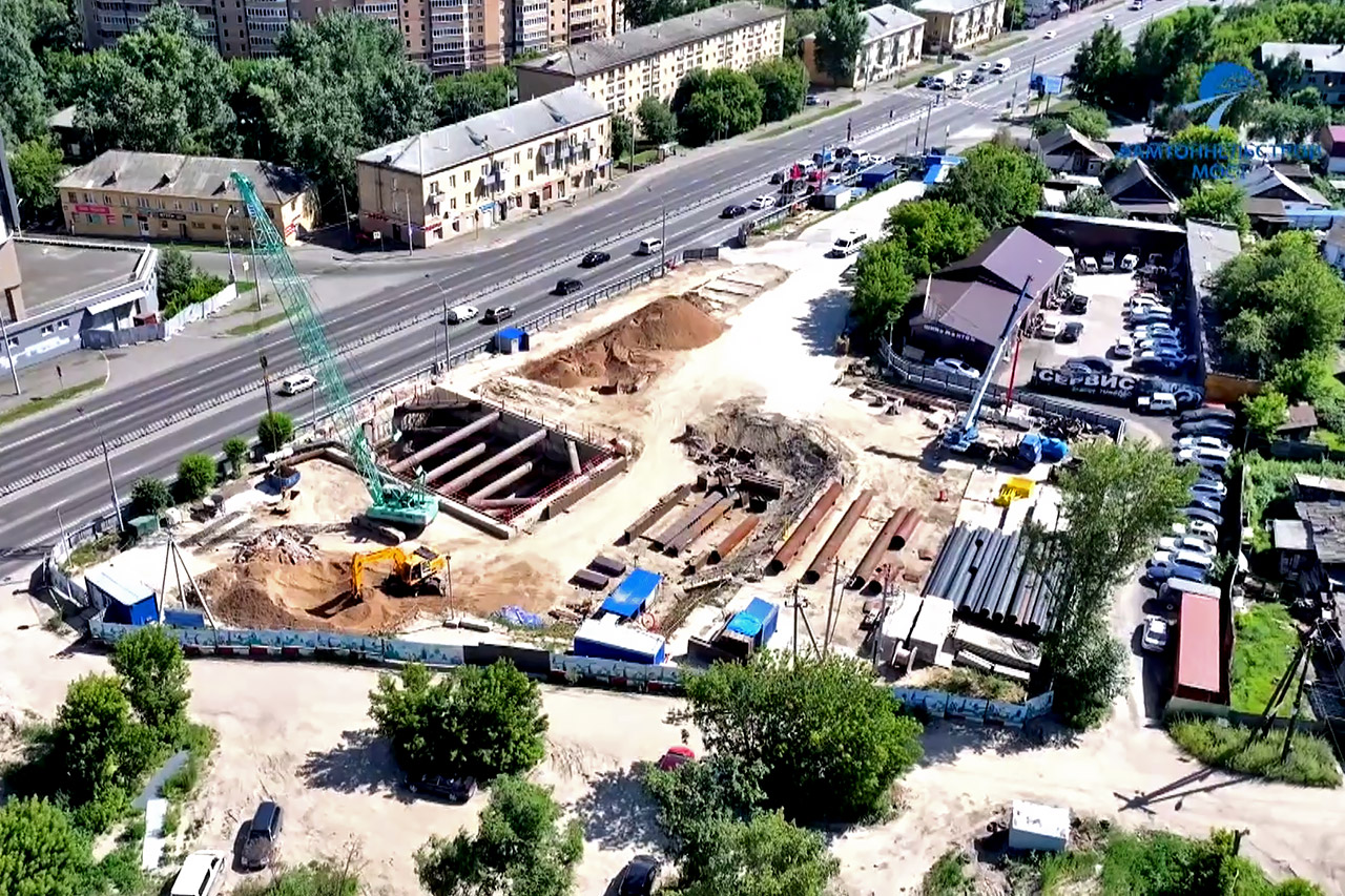 Строительство котлована вентиляционной шахты на ул. Шахтеров