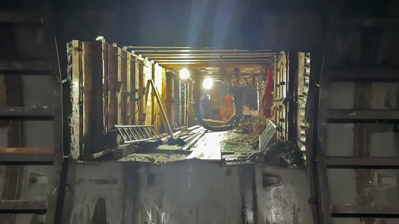 Два метротоннеля Красноярска соеденились